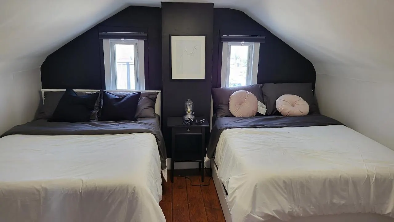 Jstlikehome - Old Ottawa Suite & Guesthouse 0*,  Canada