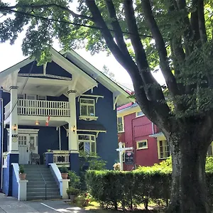 Cambie 3*, Vancouver Canada